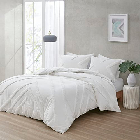 Urban Habitat Beck Cotton Comforter Set - Chenille Tufted Geometric Design Modern Bedroom Décor, All Season Bedding with Matching Sham, Full/Queen, Ivory 3 Piece
